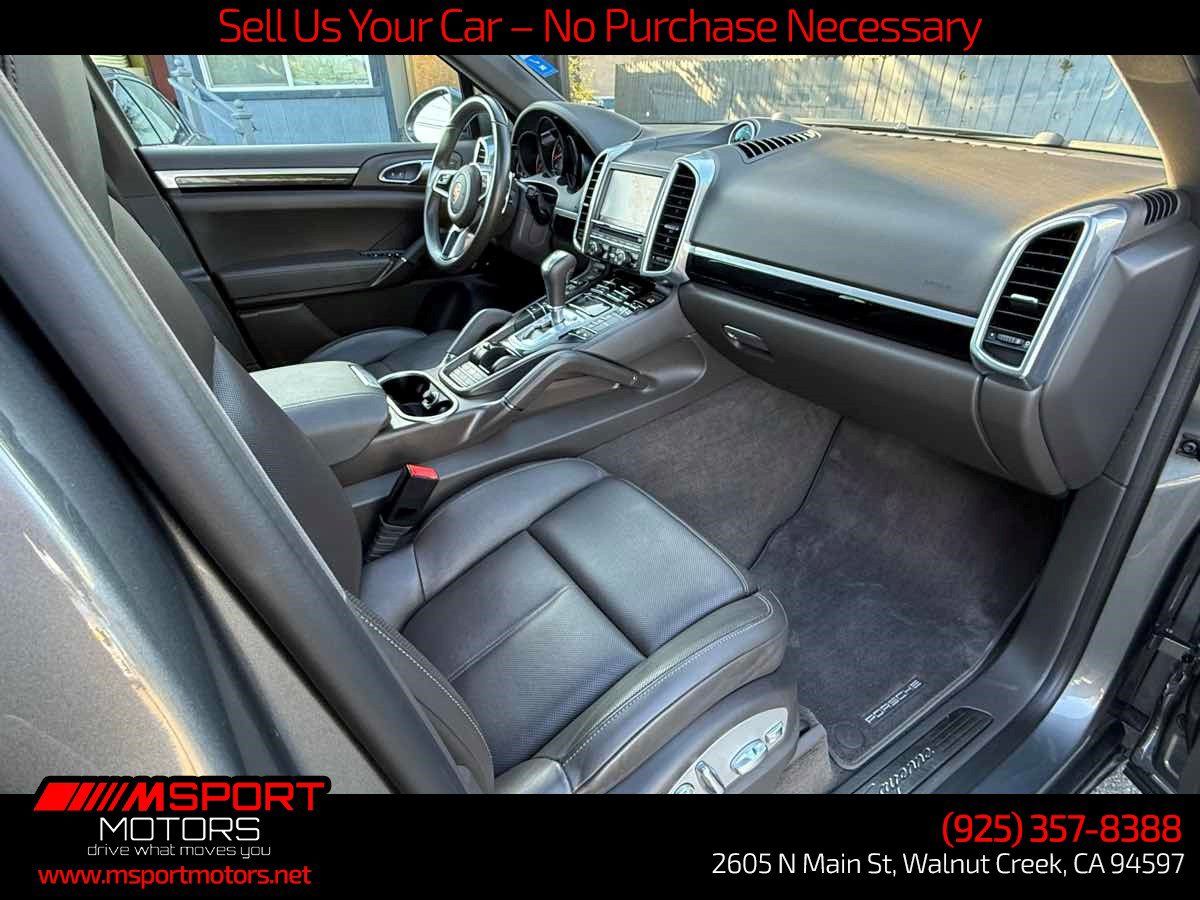 Used 2016 Porsche Cayenne AWD/4WD image 15