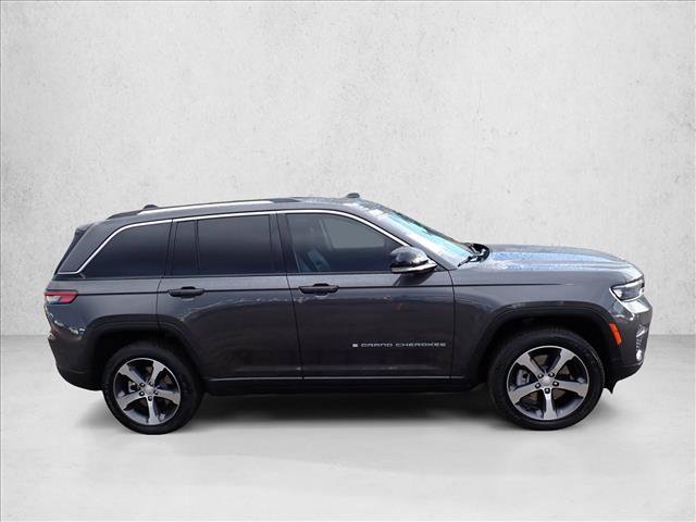 Used 2024 Jeep Grand Cherokee Limited 4xe AWD/4WD image 5