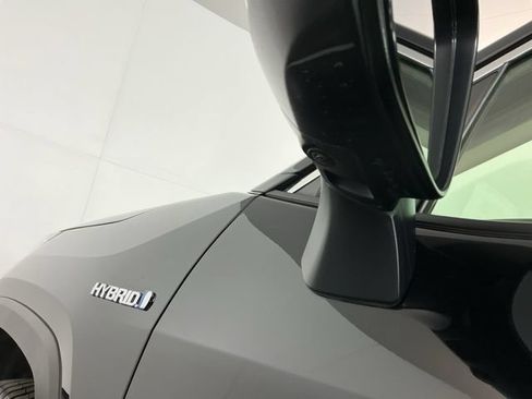 Used 2020 Toyota RAV4 Limited AWD/4WD image 11