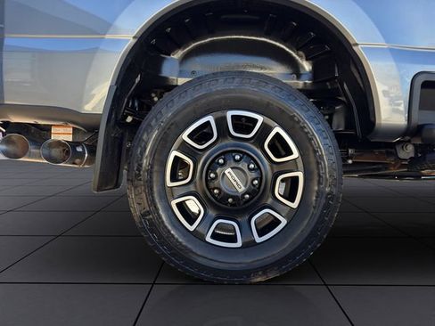 Used 2024 Ford F250 Platinum image 24