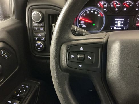 Used 2021 Chevrolet Silverado 1500 Custom AWD/4WD image 13