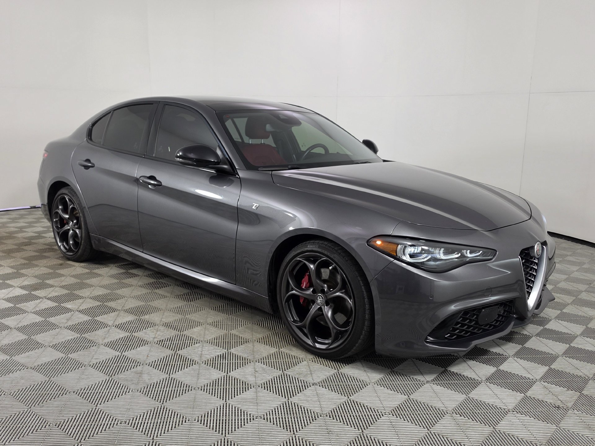 Used 2024 Alfa Romeo Giulia Ti w/ Performance Driving Package RWD 360° Tour