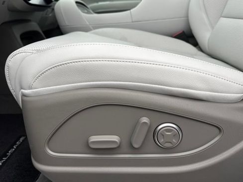 New 2026 Hyundai Palisade Limited image 13