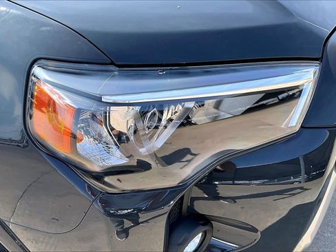 Used 2024 Toyota 4Runner TRD Off-Road Premium w/ Moonroof Package image 27