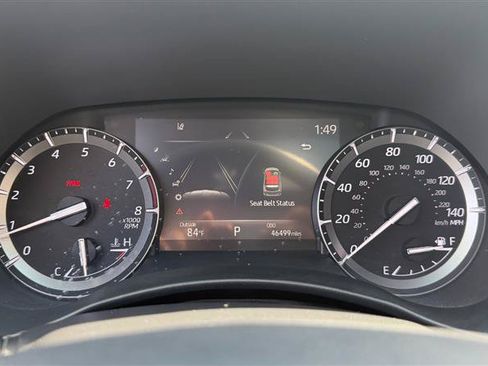 Used 2021 Toyota Highlander XLE AWD/4WD image 35