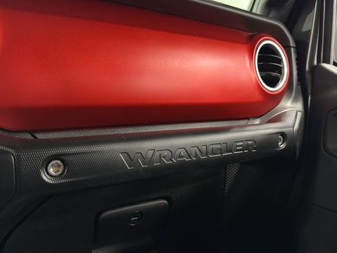 Used 2020 Jeep Wrangler Unlimited Rubicon image 26