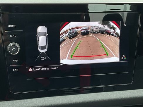 Used 2025 Volkswagen Jetta Sport image 30