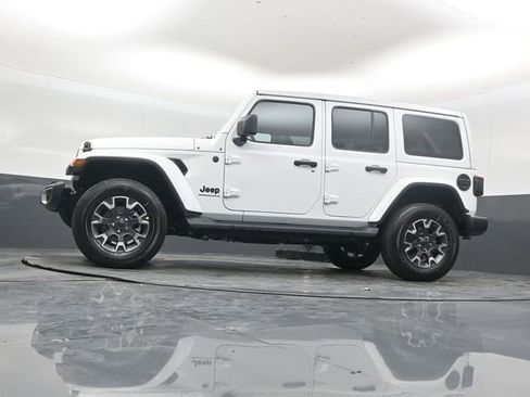 New 2026 Jeep Wrangler Sahara image 41