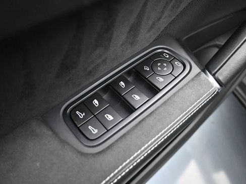 Certified 2023 Porsche Cayenne GTS AWD/4WD image 8