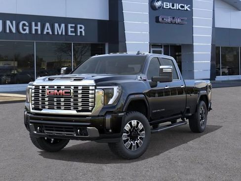 New 2026 GMC Sierra 3500 Denali w/ Denali Reserve Package AWD/4WD image 6