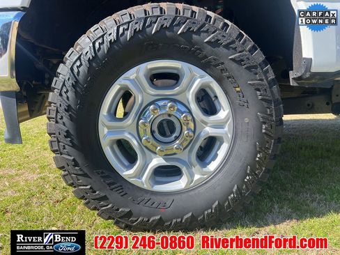 Used 2025 Ford F250 XLT w/ FX4 Off-Road Package image 36