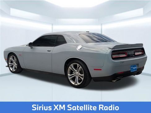 Used 2022 Dodge Challenger R/T image 4