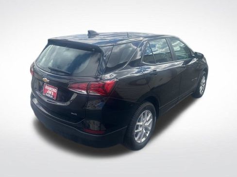 Used 2023 Chevrolet Equinox LS w/ LPO, Floor Liner Package AWD/4WD image 17