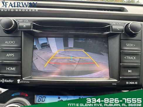 Used 2018 Toyota RAV4 XLE image 22