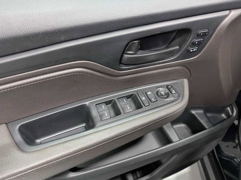 Used 2018 Honda Odyssey EX-L image 43