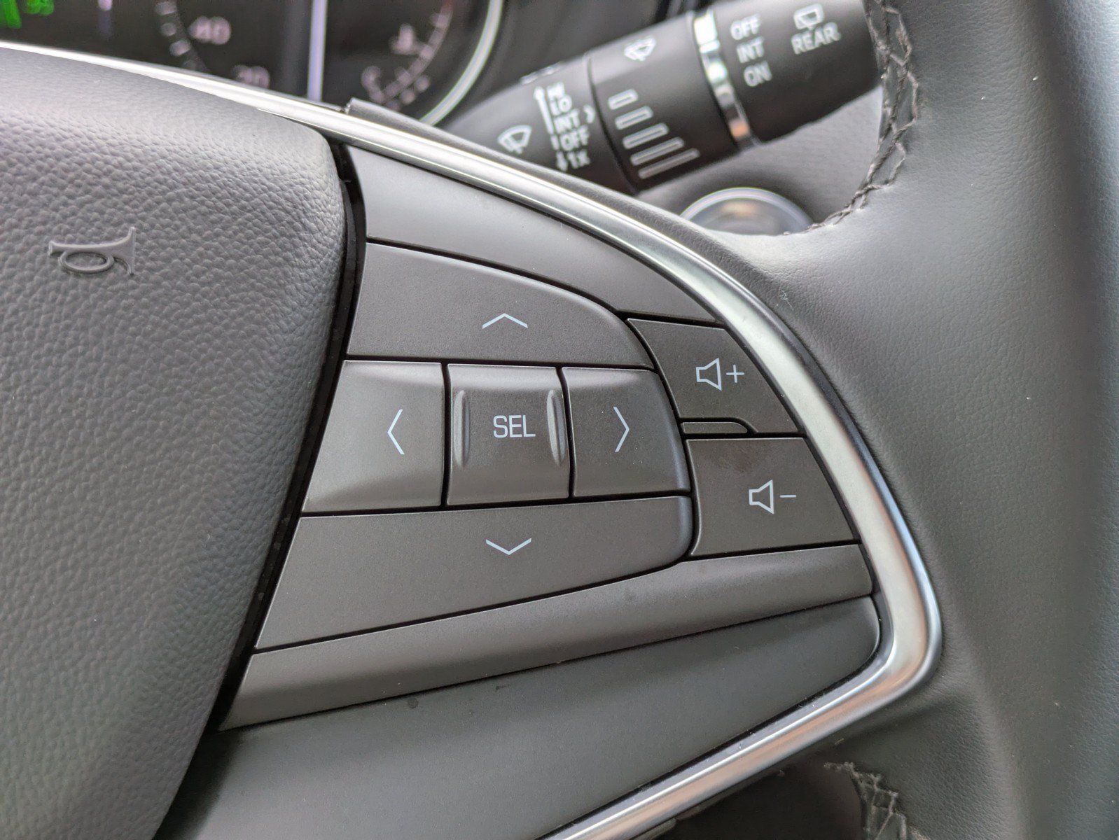 Used 2024 Cadillac XT5 Luxury FWD image 21