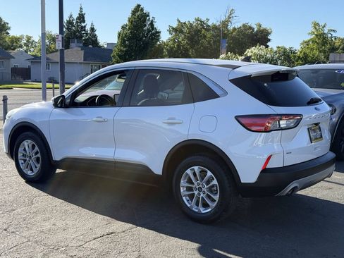 Used 2020 Ford Escape SE AWD/4WD image 8