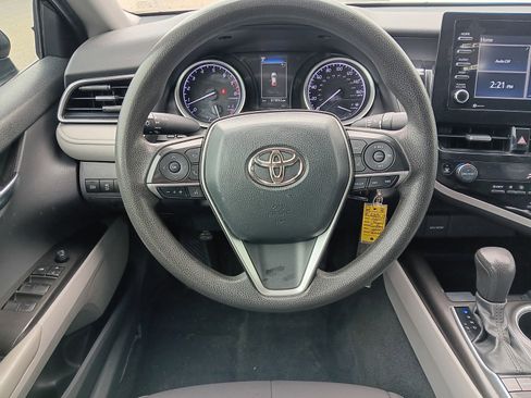 Used 2023 Toyota Camry LE FWD image 9