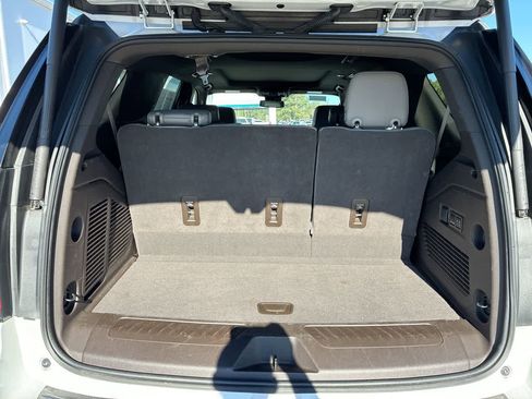 Used 2023 Chevrolet Tahoe LT w/ Luxury Package image 26