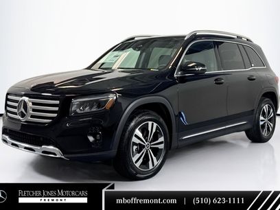 New 2025 Mercedes-Benz GLB 250