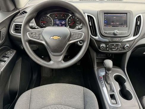 Used 2022 Chevrolet Equinox LT FWD image 22