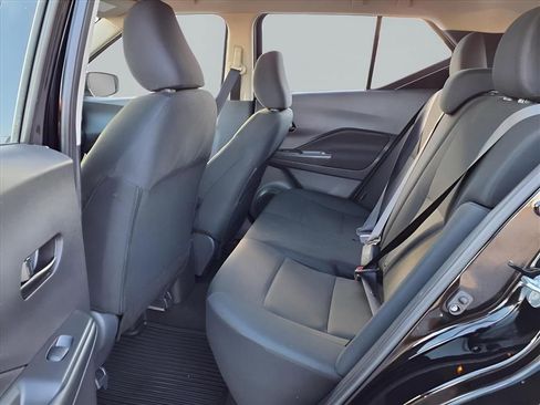 Used 2025 Nissan Kicks Play S image 24