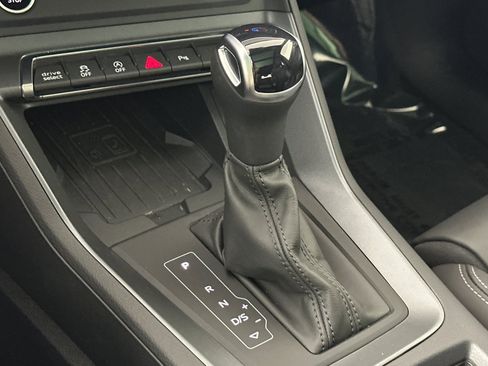 Used 2025 Audi Q3 2.0T Premium w/ Convenience Package image 20