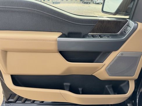 Used 2023 Ford F150 Lariat image 16