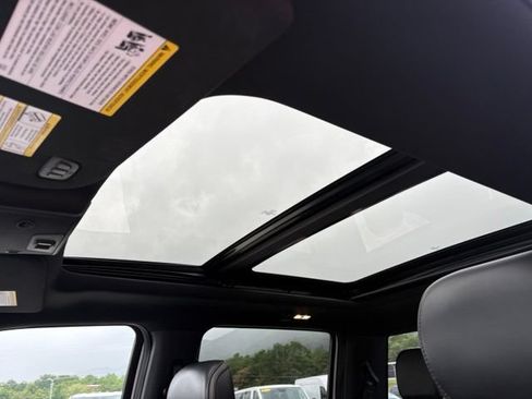 Used 2020 Ford F150 Platinum w/ Equipment Group 701A Luxury AWD/4WD image 33