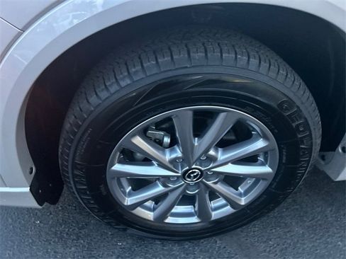 Certified 2025 MAZDA CX-5 AWD 2.5 S w/ Preferred Package image 8