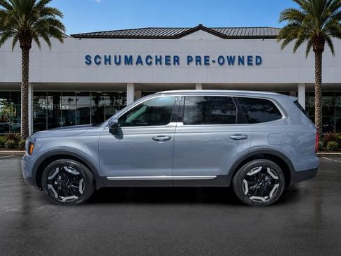 Used 2025 Kia Telluride S FWD image 4