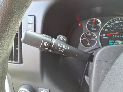 Used 2024 GMC Savana 2500 w/ Driver Convenience Package image 23