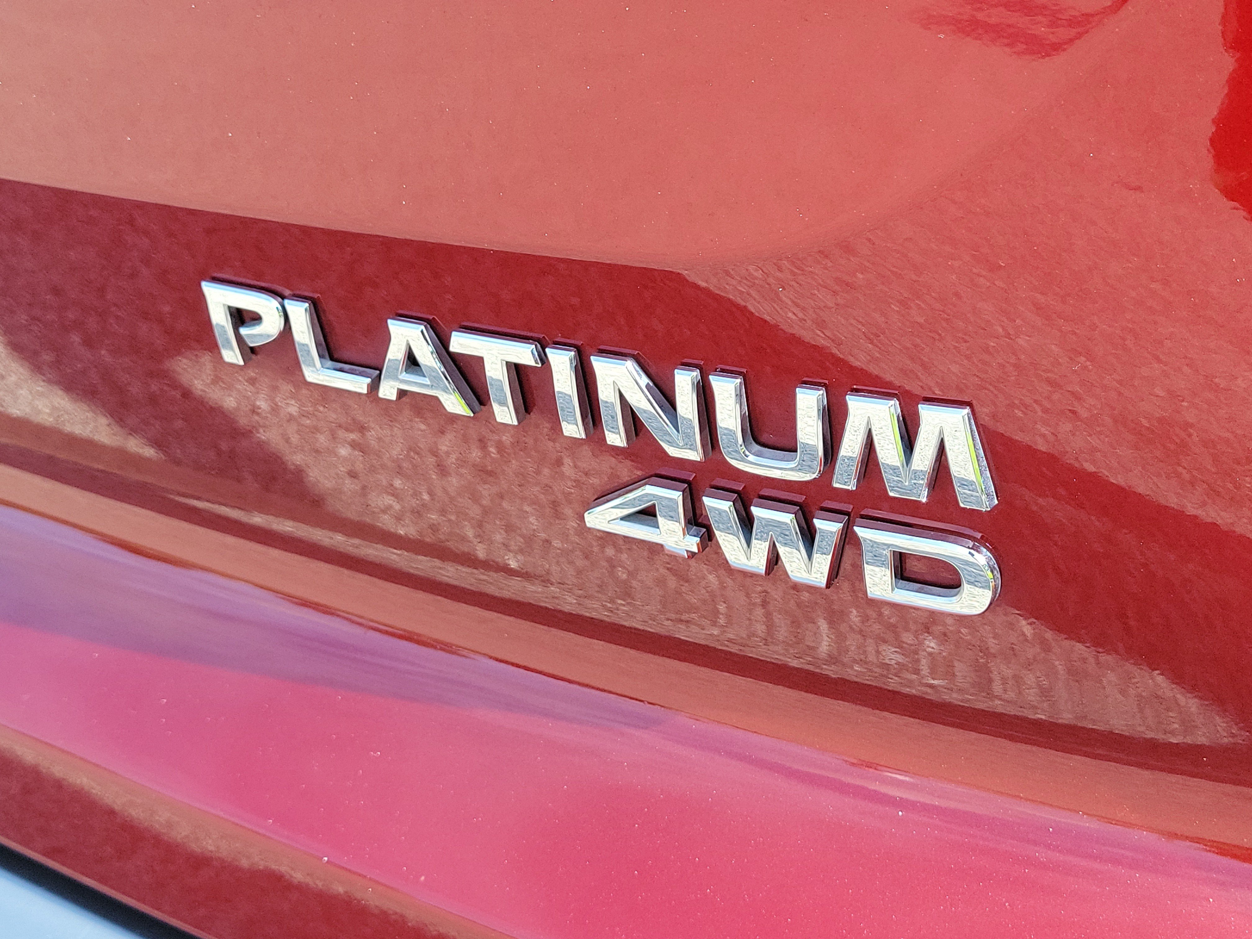 Certified 2025 Nissan Pathfinder Platinum w/ Cargo Package AWD/4WD image 11