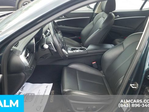 Used 2025 Genesis G70 2.5T RWD image 15