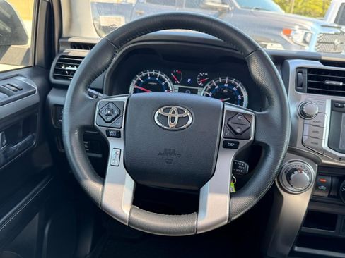 Used 2019 Toyota 4Runner SR5 Premium AWD/4WD image 13