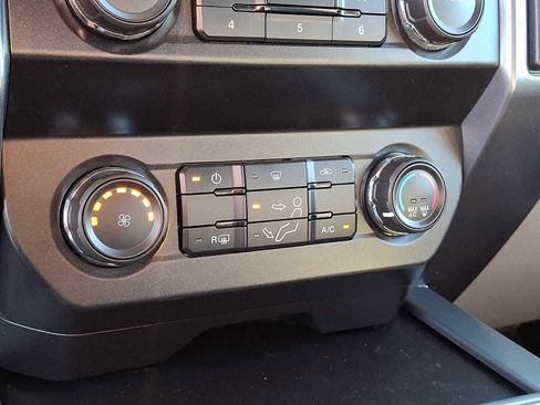 Certified 2022 Ford F450 XLT w/ XLT Value Package AWD/4WD image 15