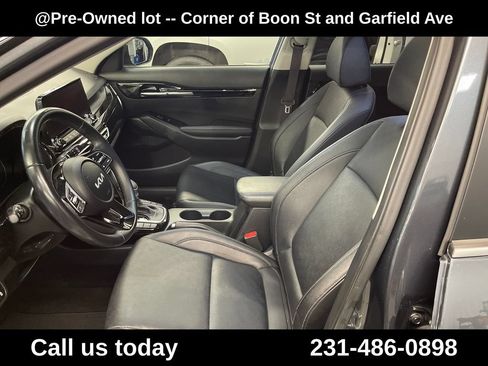 Used 2023 Kia Seltos EX AWD/4WD image 14