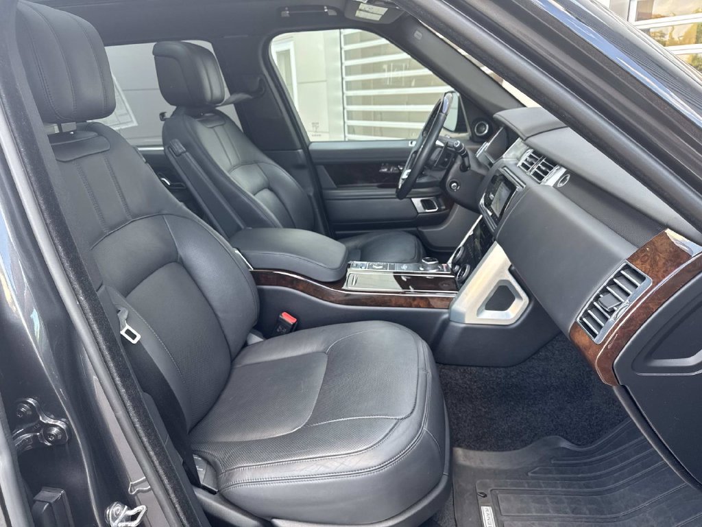 Used 2020 Land Rover Range Rover Long Wheelbase HSE AWD/4WD image 11