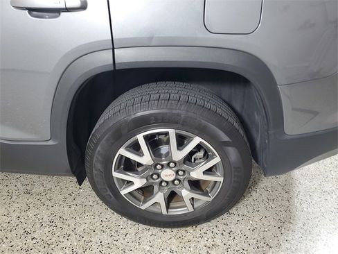 Used 2020 GMC Acadia SLE w/ Driver Convenience Package image 8