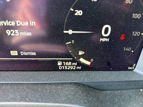 Used 2025 Mitsubishi Outlander SEL image 13