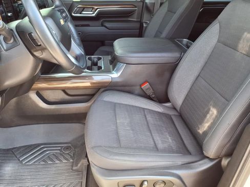 Used 2024 Chevrolet Silverado 2500 LT image 13