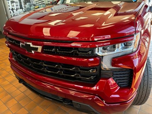 Used 2023 Chevrolet Silverado 1500 RST image 9