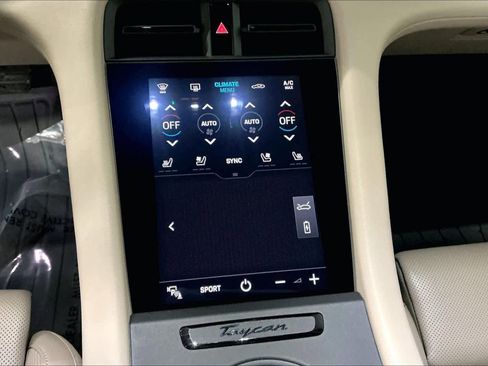 Used 2021 Porsche Taycan 4S image 36