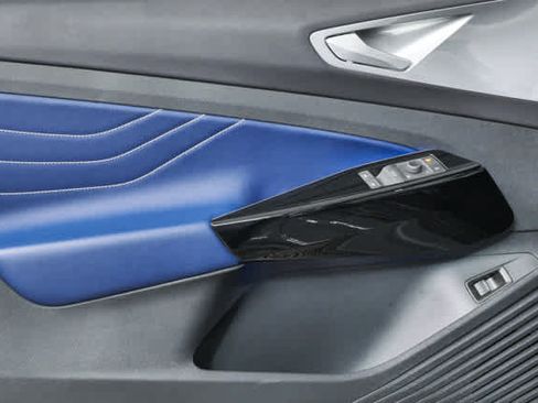 Certified 2024 Volkswagen ID.4 S RWD image 9