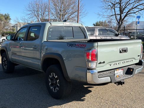 Used 2023 Toyota Tacoma TRD Off-Road image 7