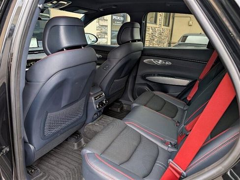 Used 2023 Genesis GV70 2.5T w/ Sport Prestige Package image 25