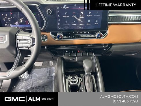 New 2026 GMC Canyon AT4 AWD/4WD image 29