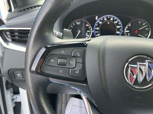 Used 2024 Buick Enclave Premium image 11