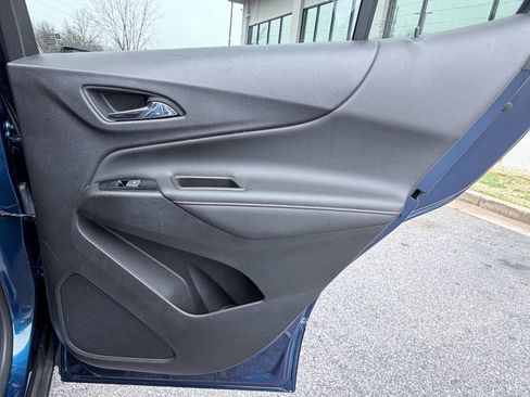 Used 2023 Chevrolet Equinox Premier image 30