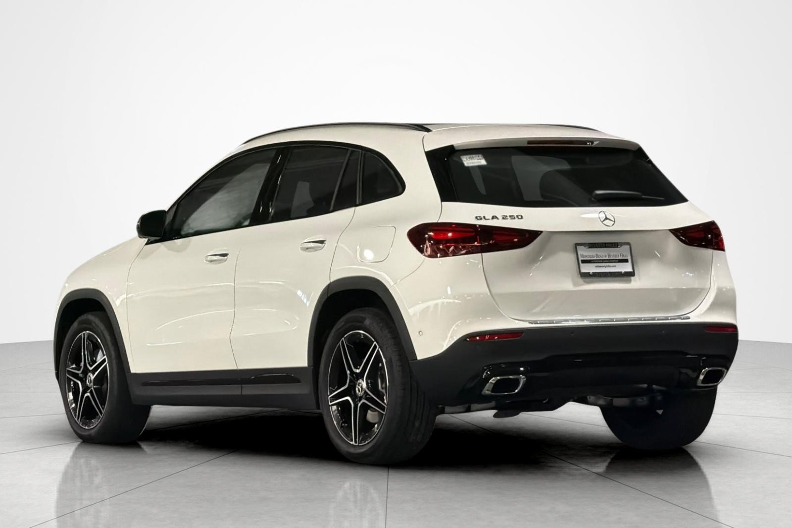 New 2026 Mercedes-Benz GLA 250 image 3